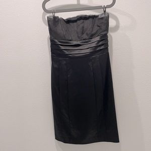 Bebe open pleated strapless dress. New w/tags
